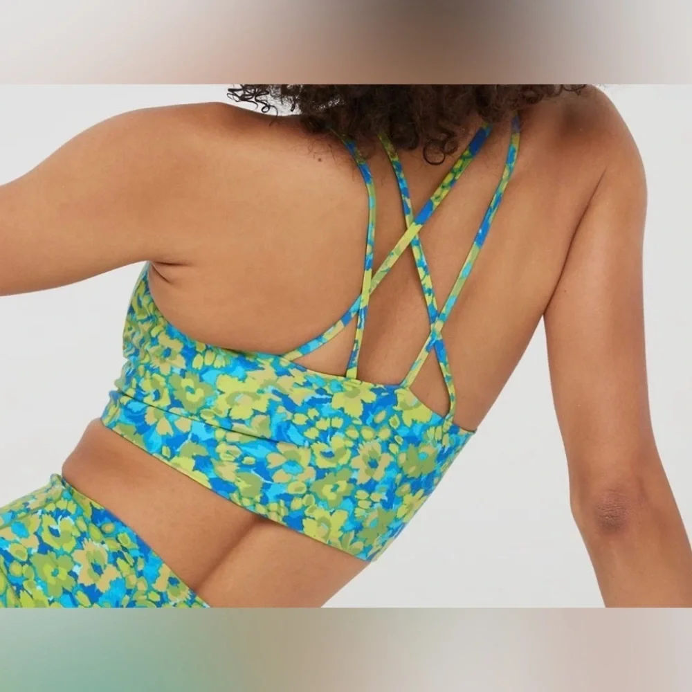 NWT Offline By Aerie Elite Blue Floral Real Me Xtra Hold Up Strappy Sports Bra